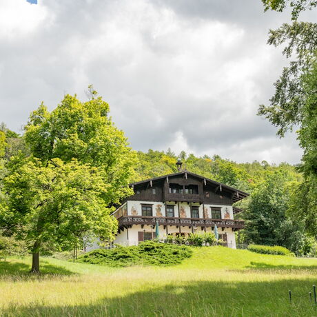 Die Villa Fe0dora in Bad Liebenstein von außen